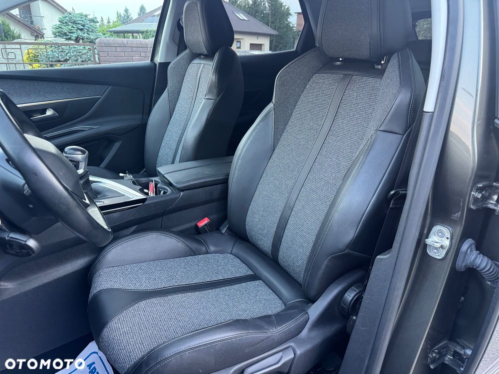 Peugeot 3008 PureTech 130 Stop & Start GPF Active Pack - 13