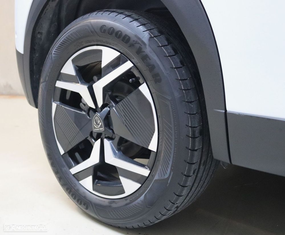 Peugeot 2008 1.2 Hybrid Allure e-DCS6 - 39