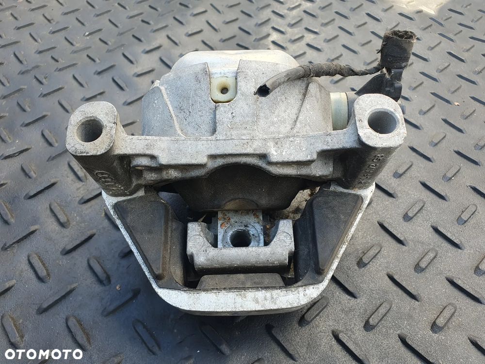 AUDI A8 D4 PODUSZKA SILNIKA 4G0199381EJ - 3