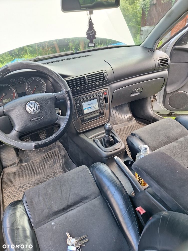Volkswagen Passat - 6