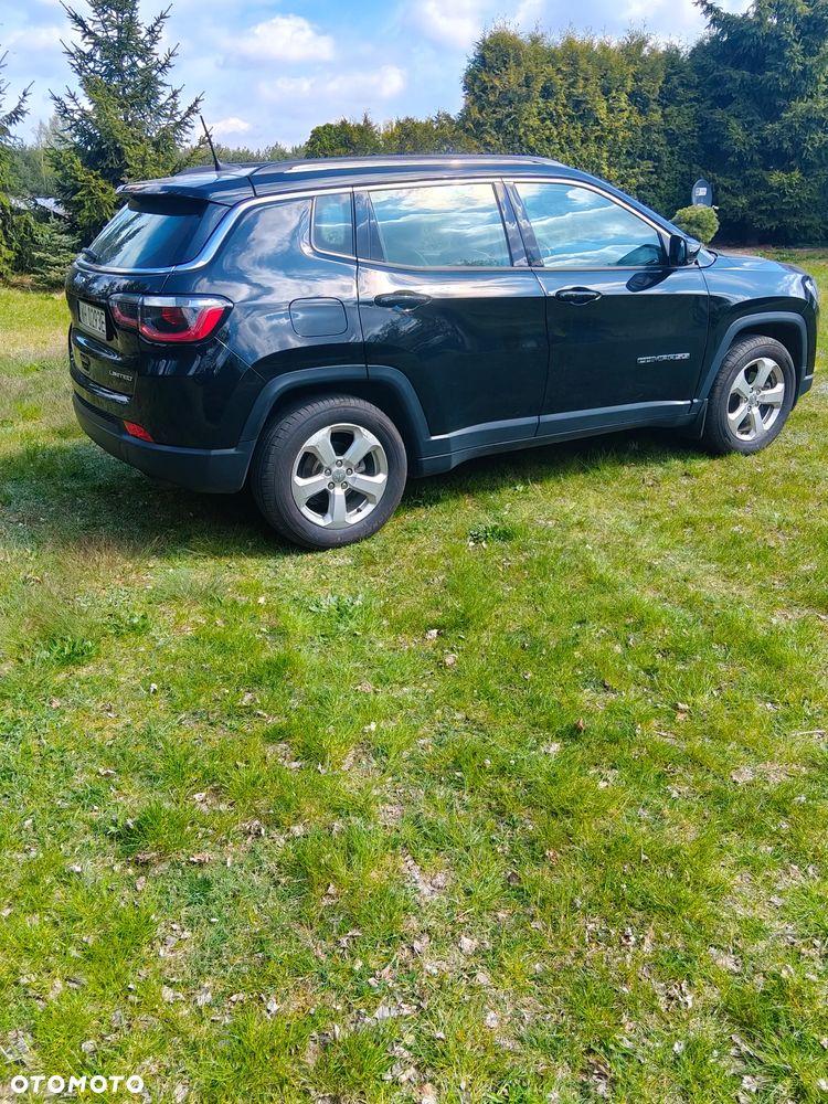 Jeep Compass - 8