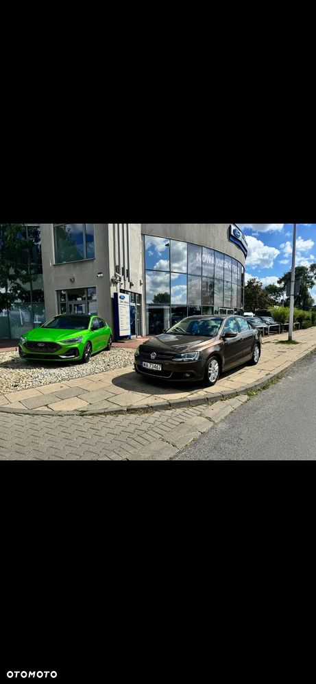 Volkswagen Jetta 1.4 TSI Highline DSG - 5