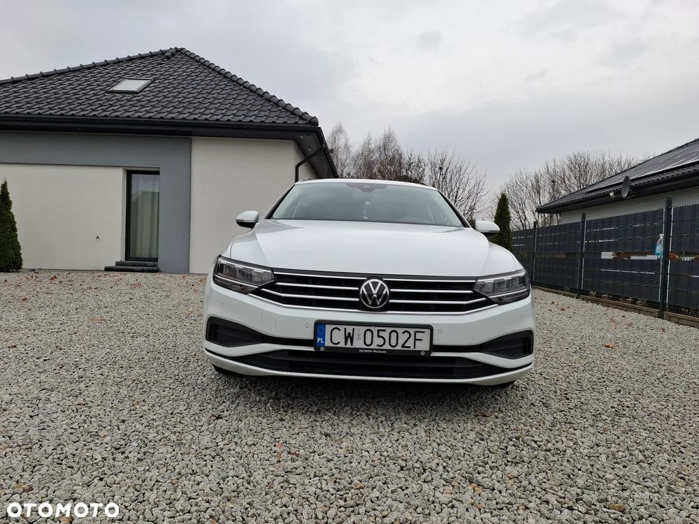 Volkswagen Passat 2.0 TDI EVO Elegance - 15