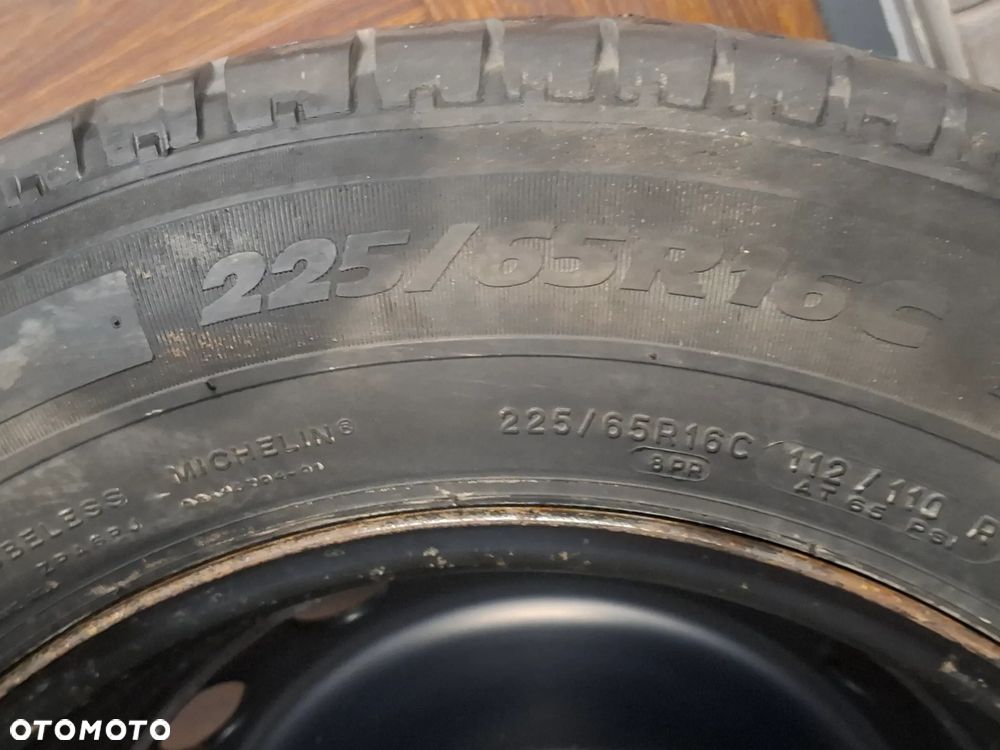 Koło zapasowe Renault Master III 2018 rok Movano 225/65R16C Michelin Agilis bieżnik 7 mm - 3