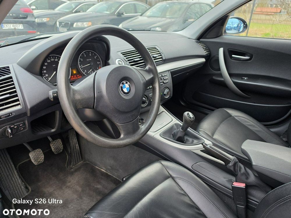 BMW Seria 1 116i - 30