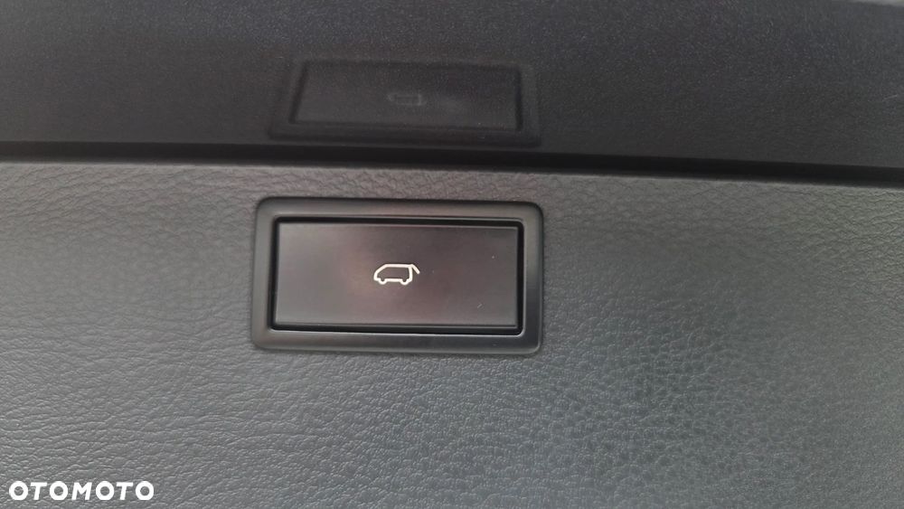 Volkswagen Multivan 2.0 TDI L1 Highline 4Motion DSG - 28