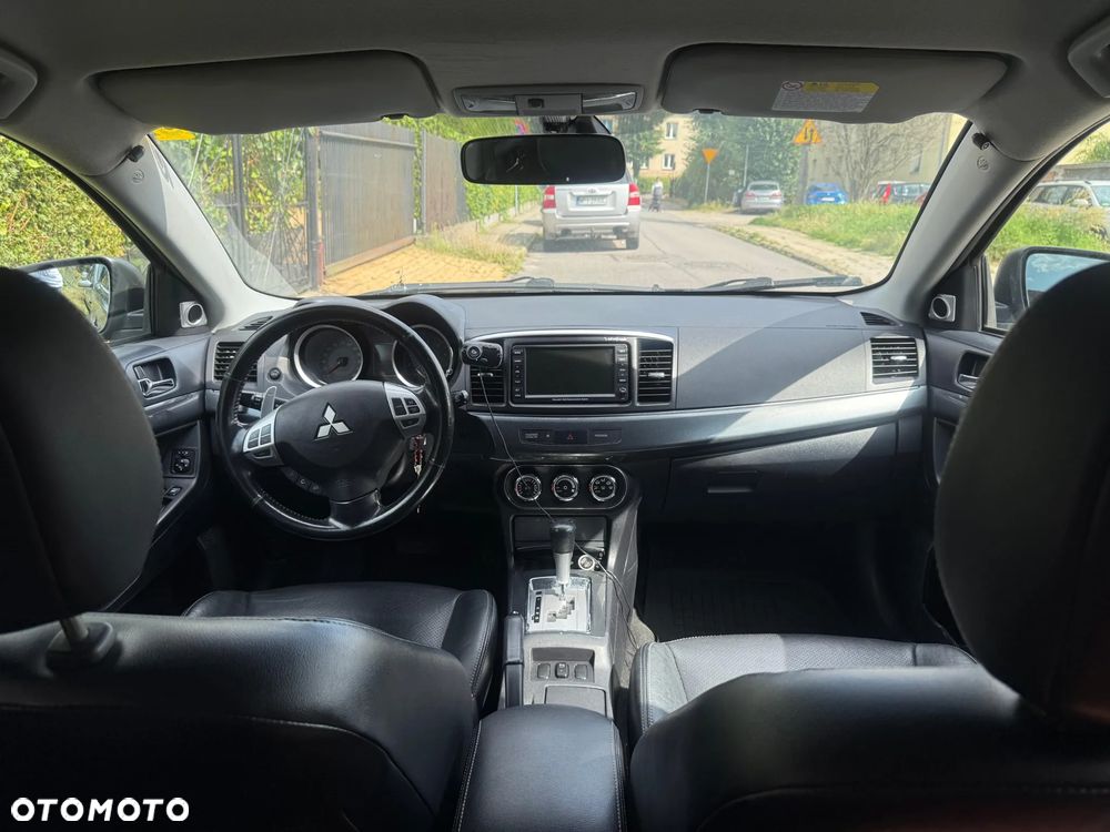 Mitsubishi Lancer - 3
