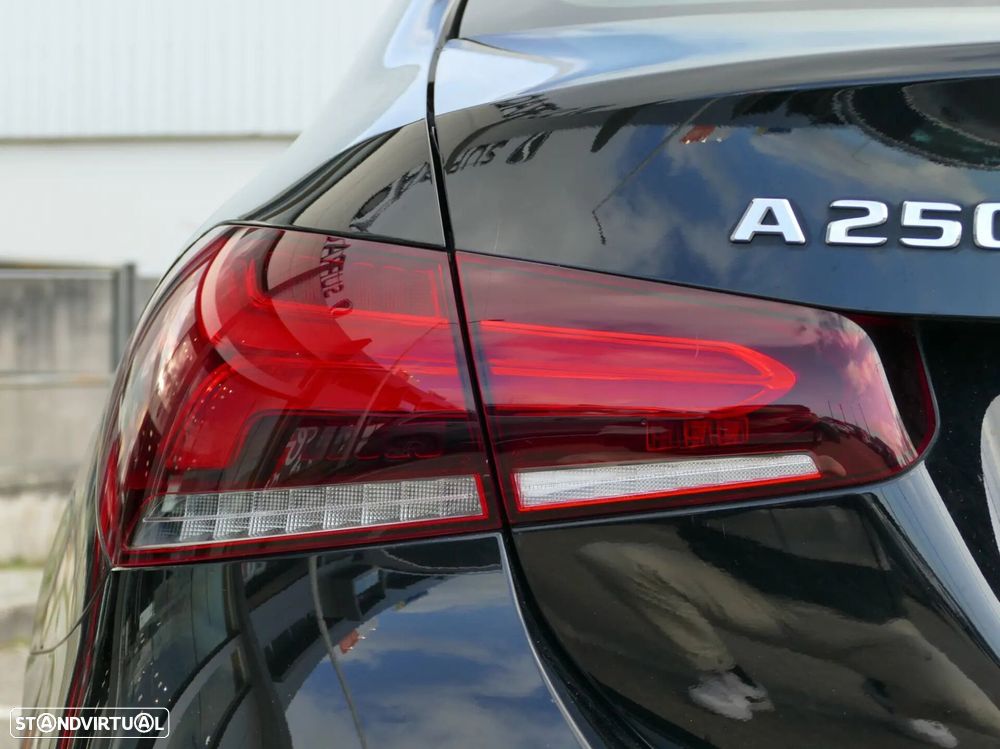 Mercedes-Benz A 250 Limousine e Style Plus - 10