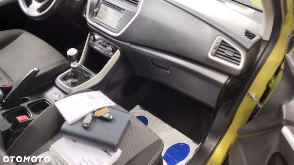 Suzuki SX4 S-Cross 1.6 DDiS Allgrip Comfort - 23