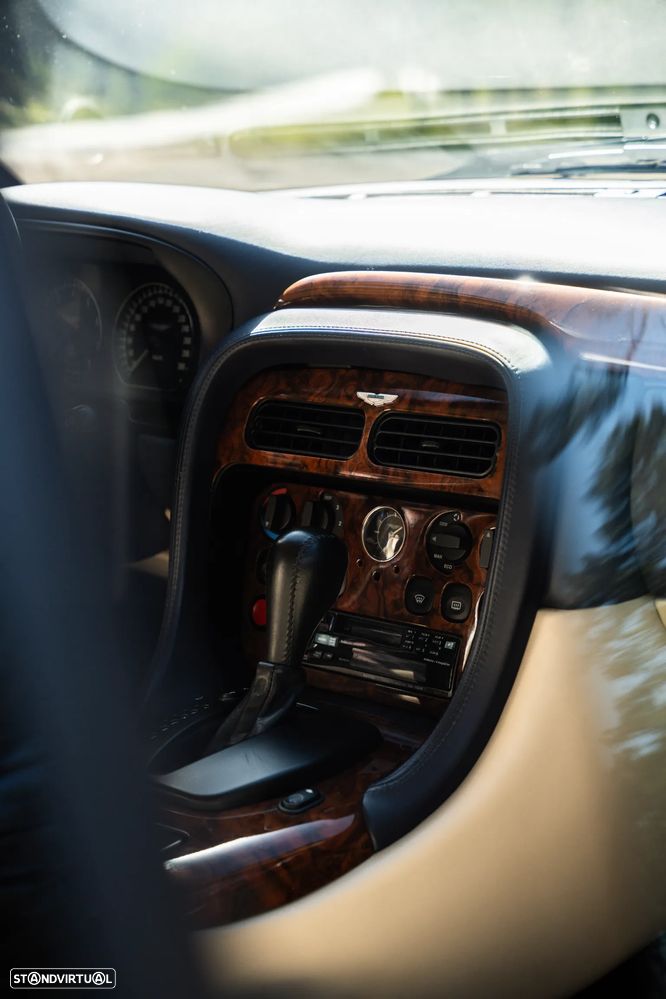 Aston Martin DB7 Vantage Coupé - 20