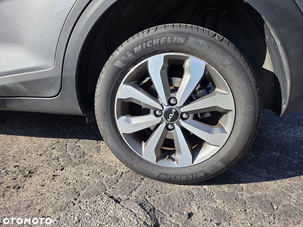 Kia Stonic 1.2 L - 11