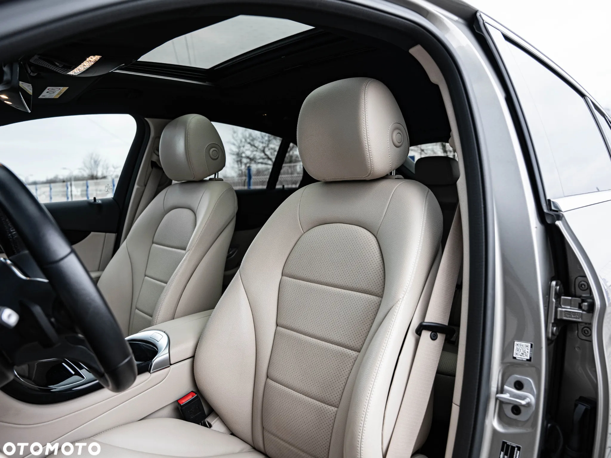 Mercedes-Benz GLC 200 d 4Matic 9G-TRONIC Exclusive - 23