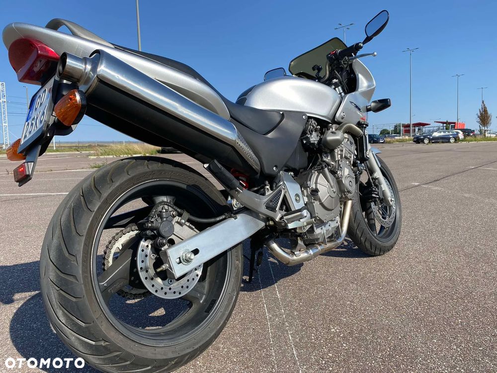 Honda Hornet - 4