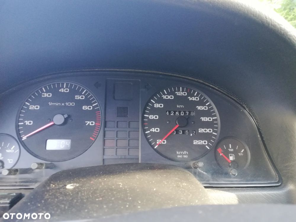 Audi 80 2.0 E - 13