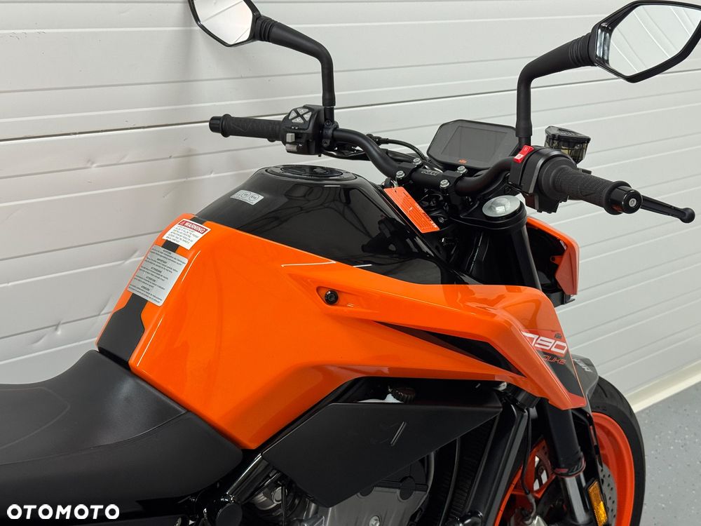 KTM Duke 790 - 9