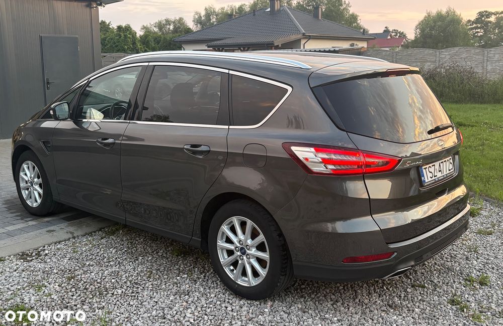 Ford S-Max 2.0 TDCi Titanium PowerShift - 1