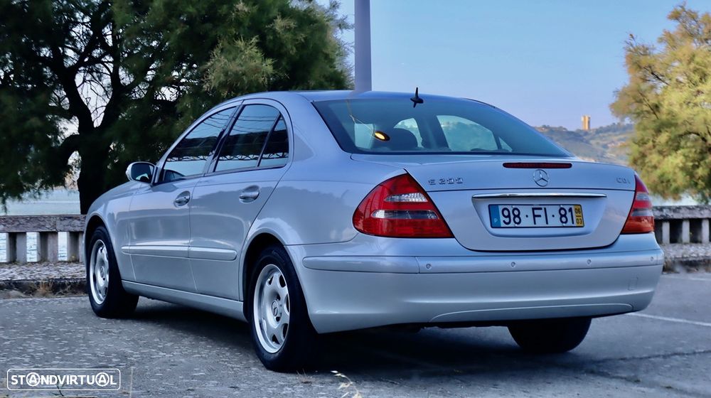 Mercedes-Benz E 200 CDI Auto Classic - 14