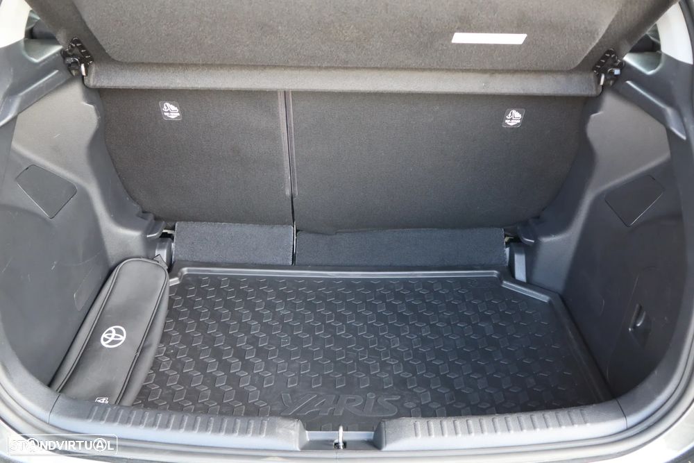 Toyota Yaris 1.5 HDF Comfort - 8