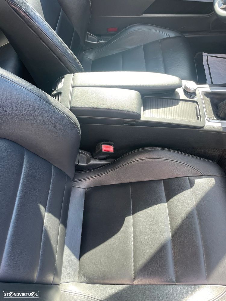 Mercedes-Benz E 250 CDi Elegance BlueEfficiency - 12