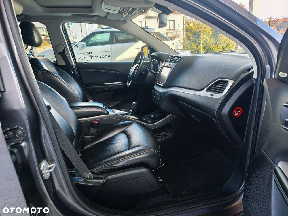 Fiat Freemont 2.0 Multijet Lounge AWD - 22