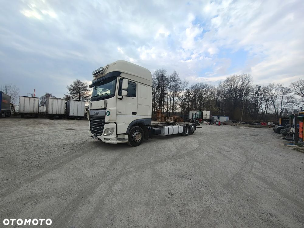 DAF xf 106 - 2