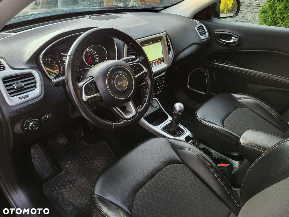 Jeep Compass - 11