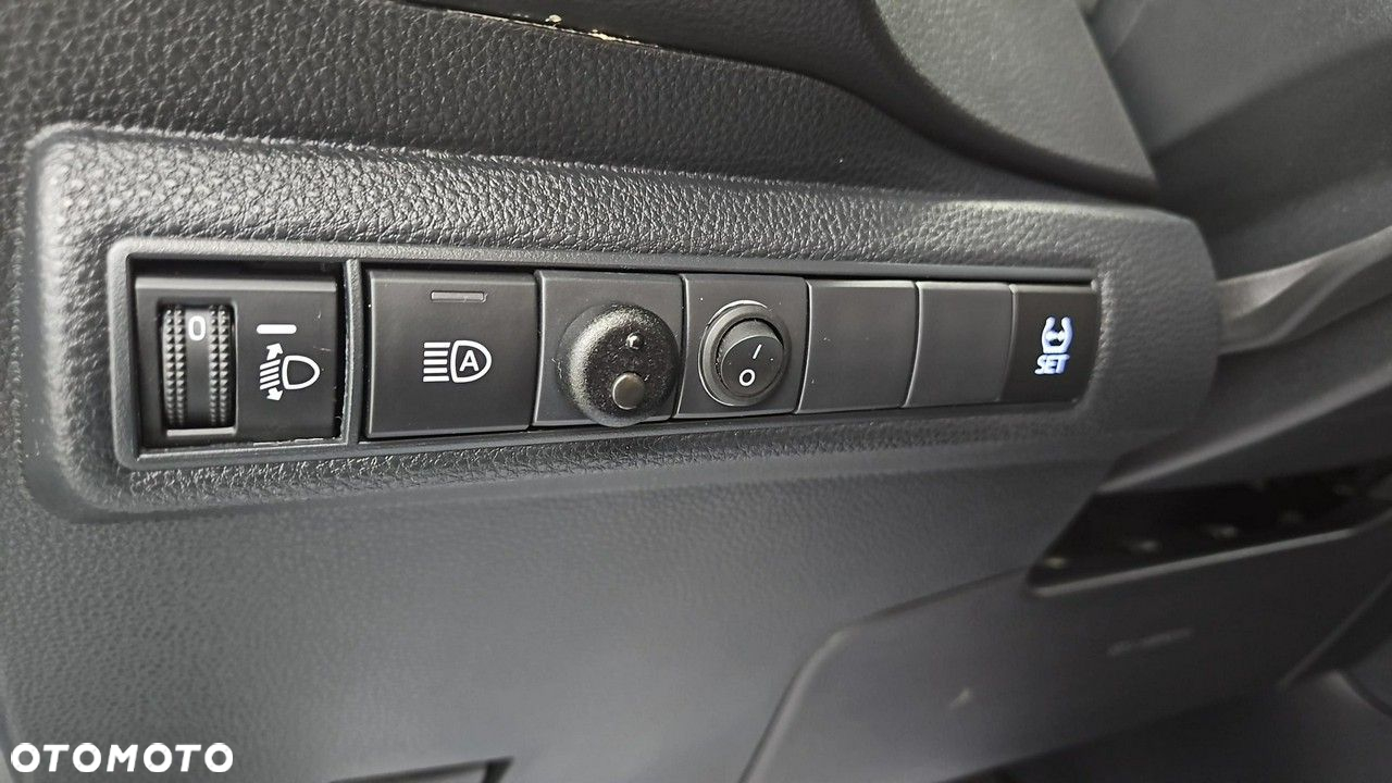Toyota Corolla 1.5 Comfort - 17