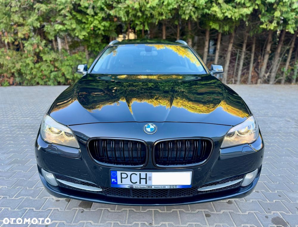 BMW Seria 5 520d Touring - 2