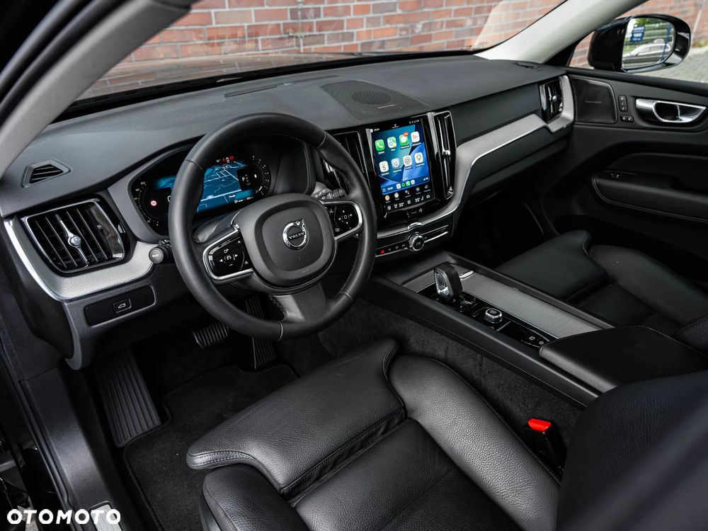 Volvo XC 60 B4 D Plus Bright - 23