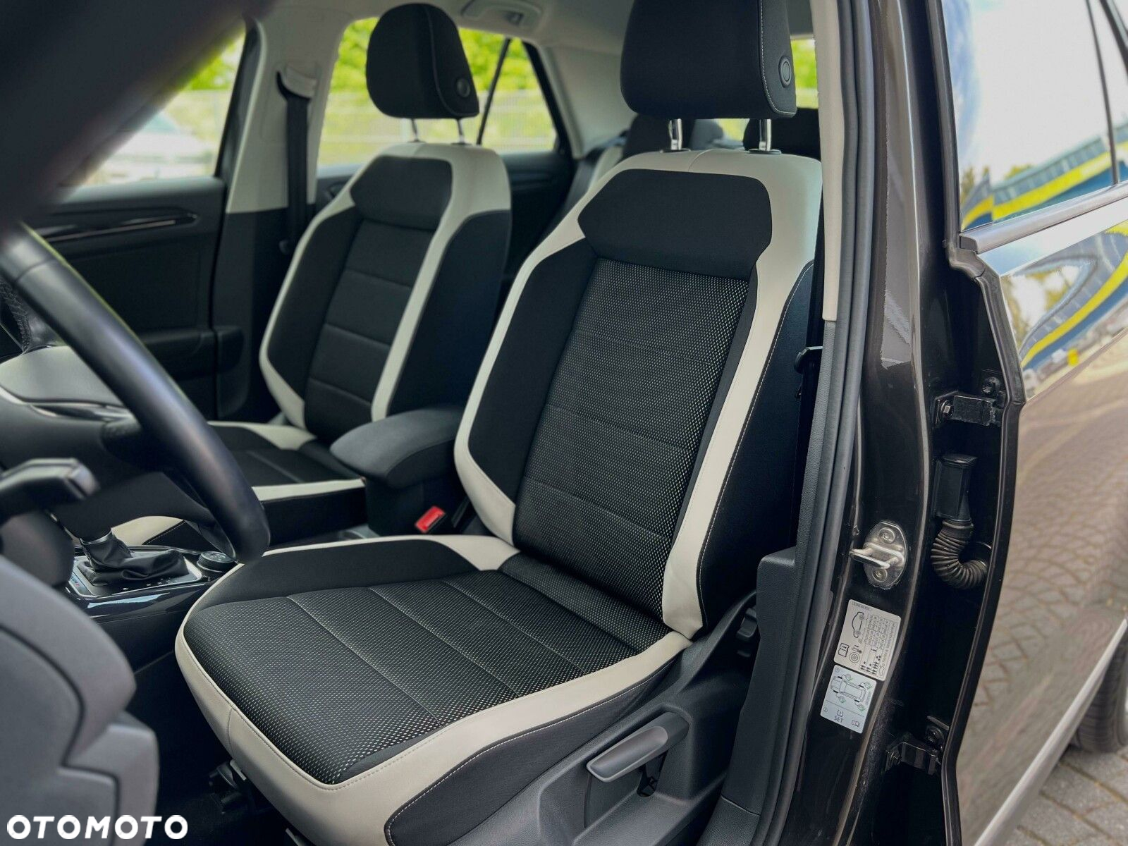 Volkswagen T-Roc 2.0 TSI 4Motion Premium DSG - 17