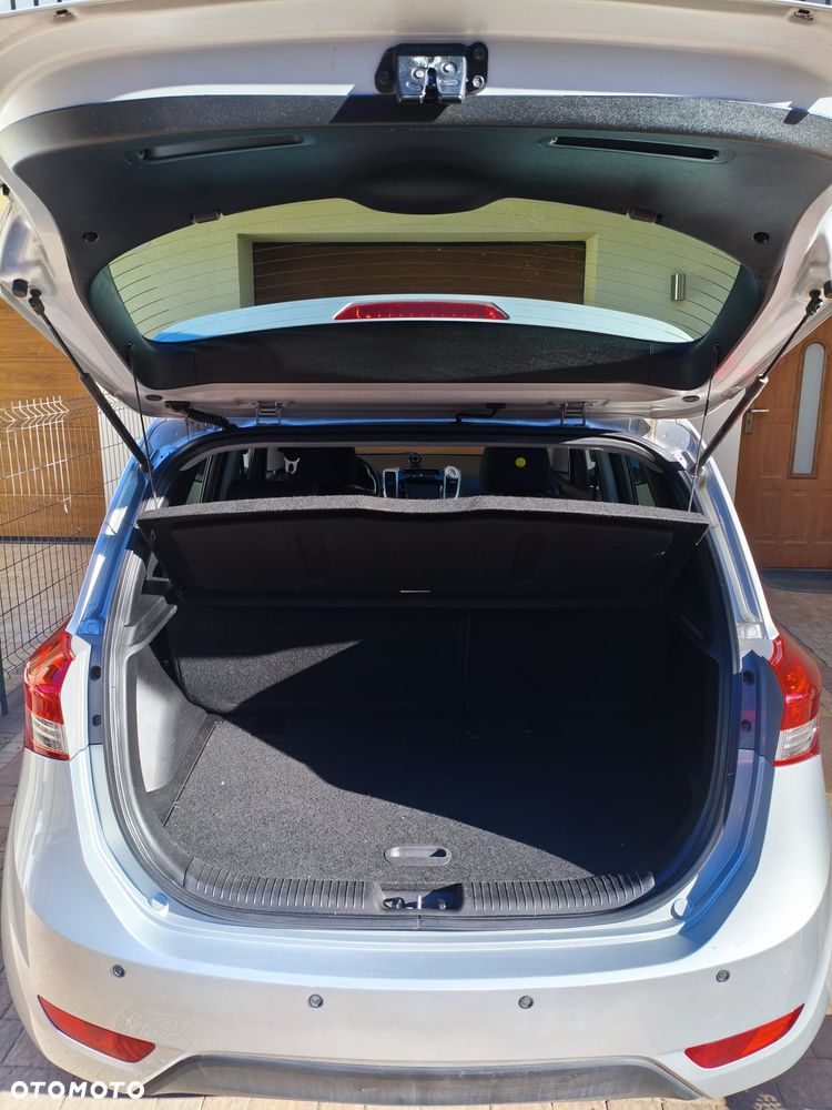 Hyundai ix20 - 11