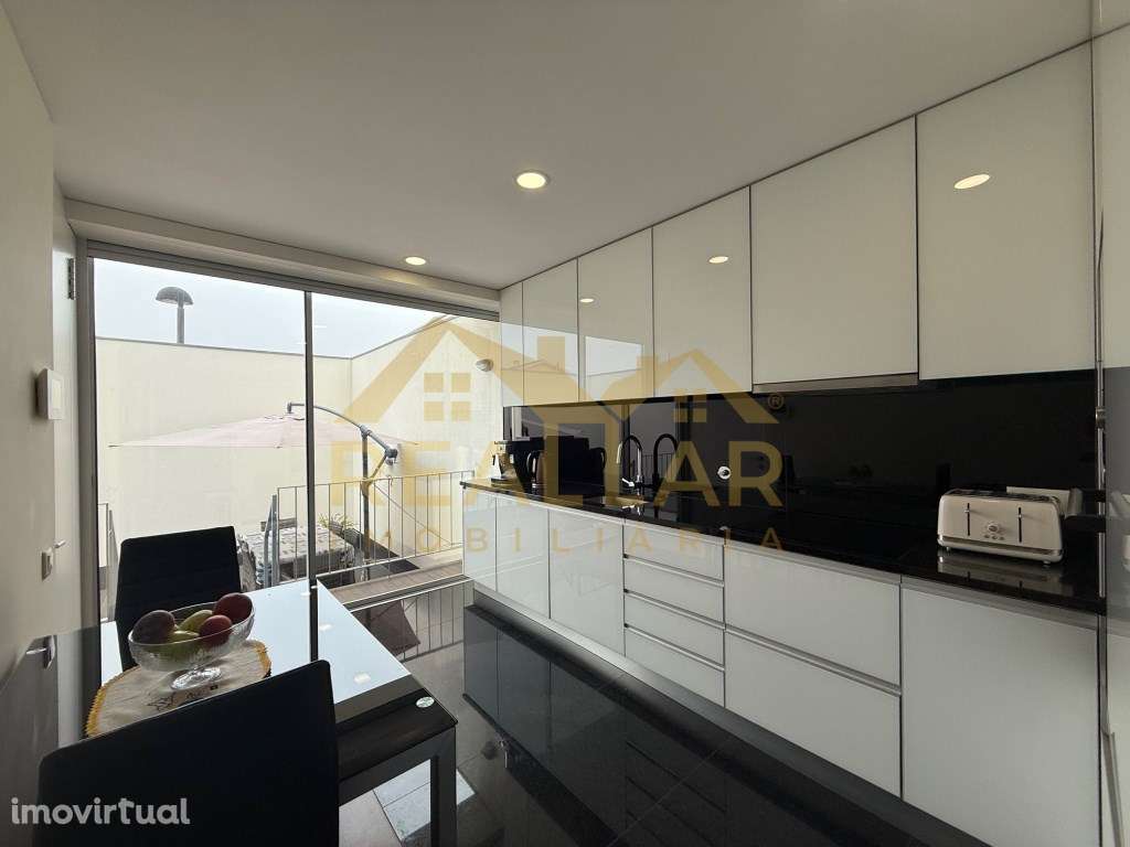 Moradia T3 de luxo em Aver-o-Mar - Grande imagem: 4/33