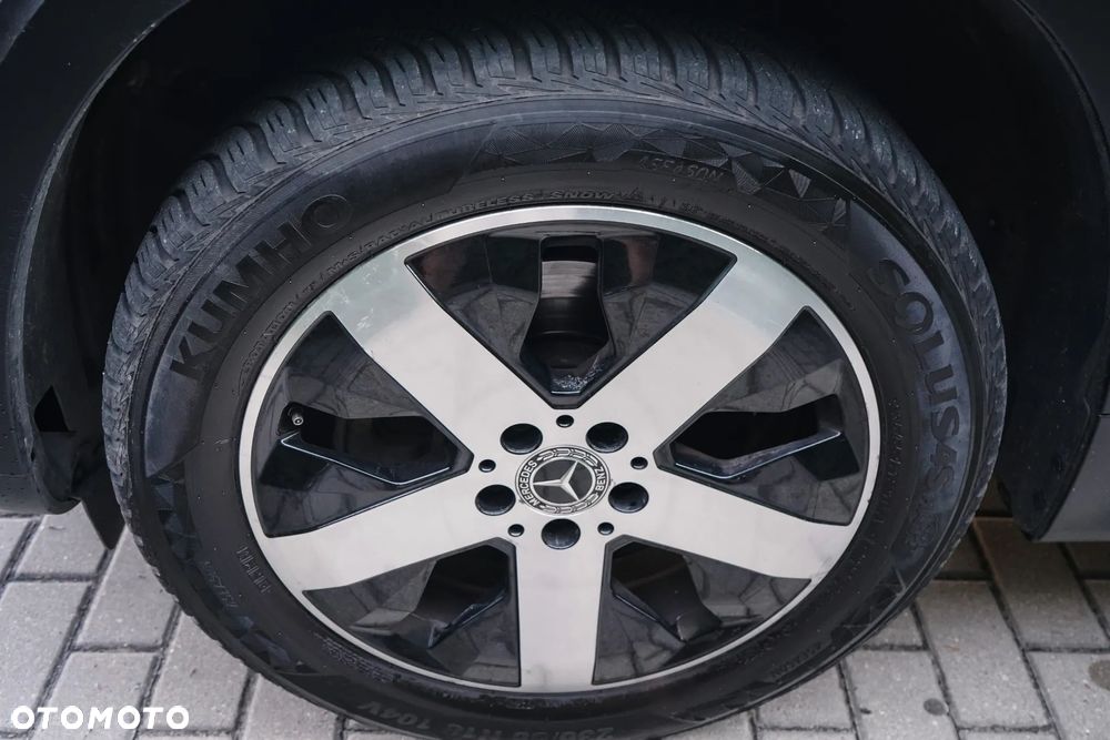 Mercedes-Benz GLB 200 d 8G-DCT Progressive - 16