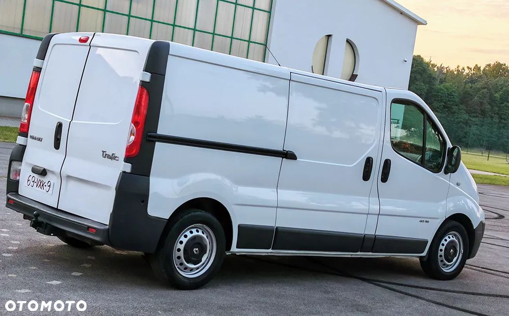 Renault TRAFIC - 7