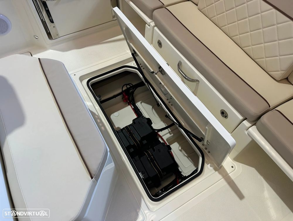 Quicksilver Activ 805 Open - 13