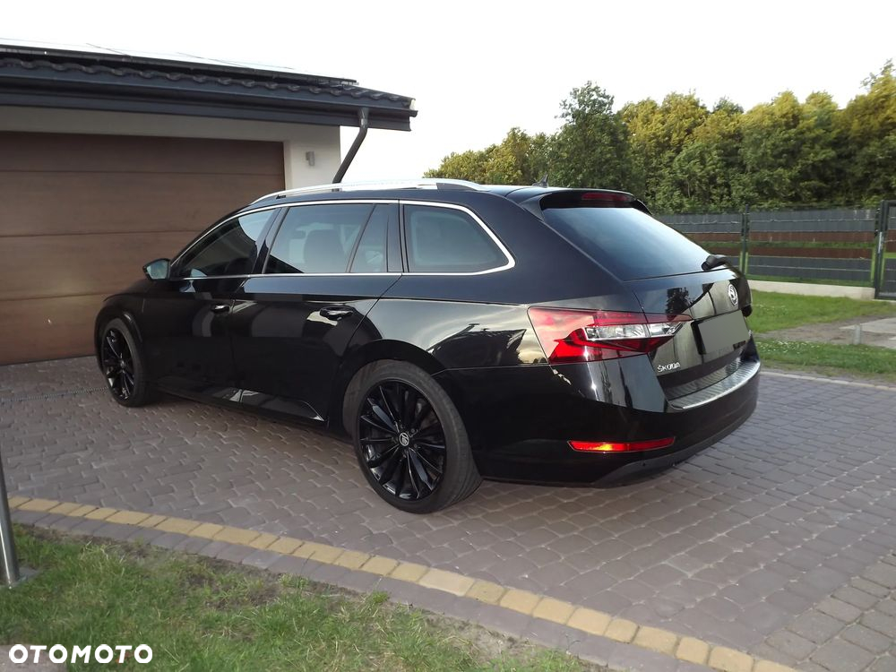 Skoda Superb Combi 2.0 TDI Style - 27