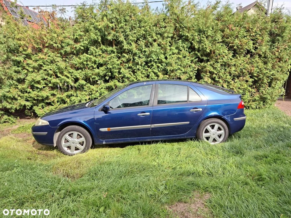 Renault Laguna - 1