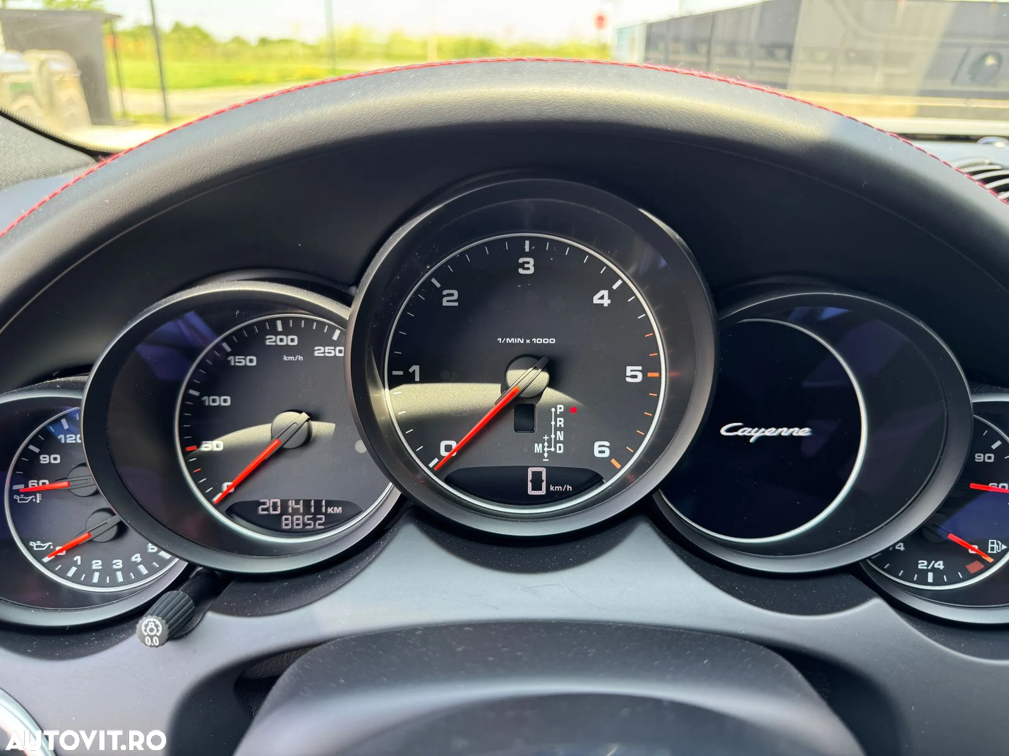 Porsche Cayenne 3.0 L - 10
