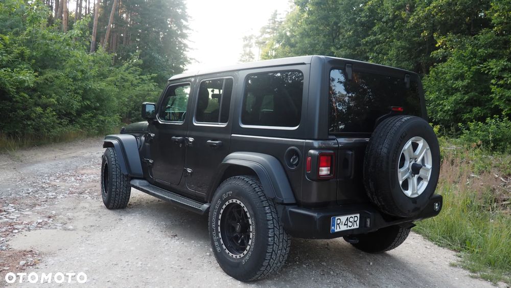 Jeep Wrangler 3.6 Unlim Night Eagle - 11