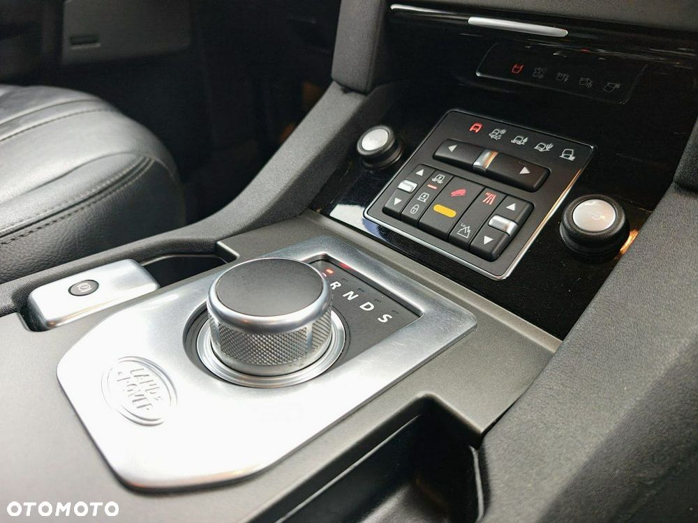 Land Rover Discovery - 30