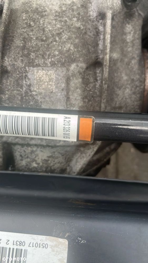 BELKA OŚ ZAWIESZENIA TYŁ MERCEDES W213 - 5