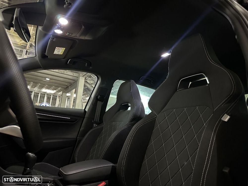 Skoda Karoq 1.0 TSI Sportline - 13