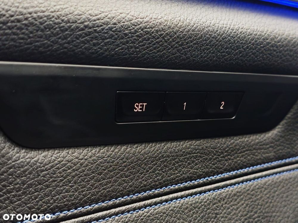 BMW Seria 5 530i xDrive M Sport sport - 33