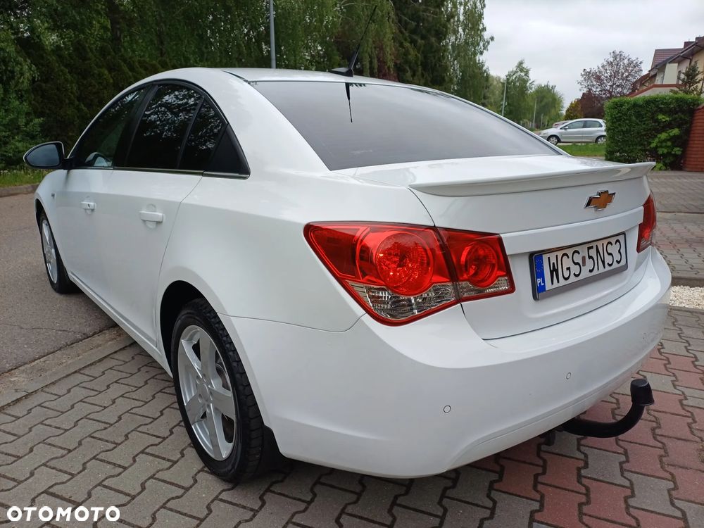 Chevrolet Cruze 2.0 VDCi LS - 30