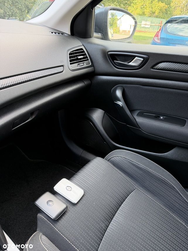 Renault Megane 1.2 16V TCe Limited EDC EU6 - 7
