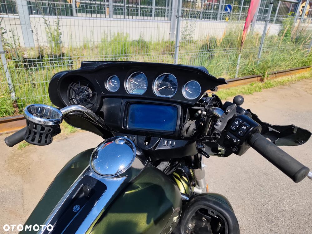 Harley-Davidson FLHTCU Ultra - 17