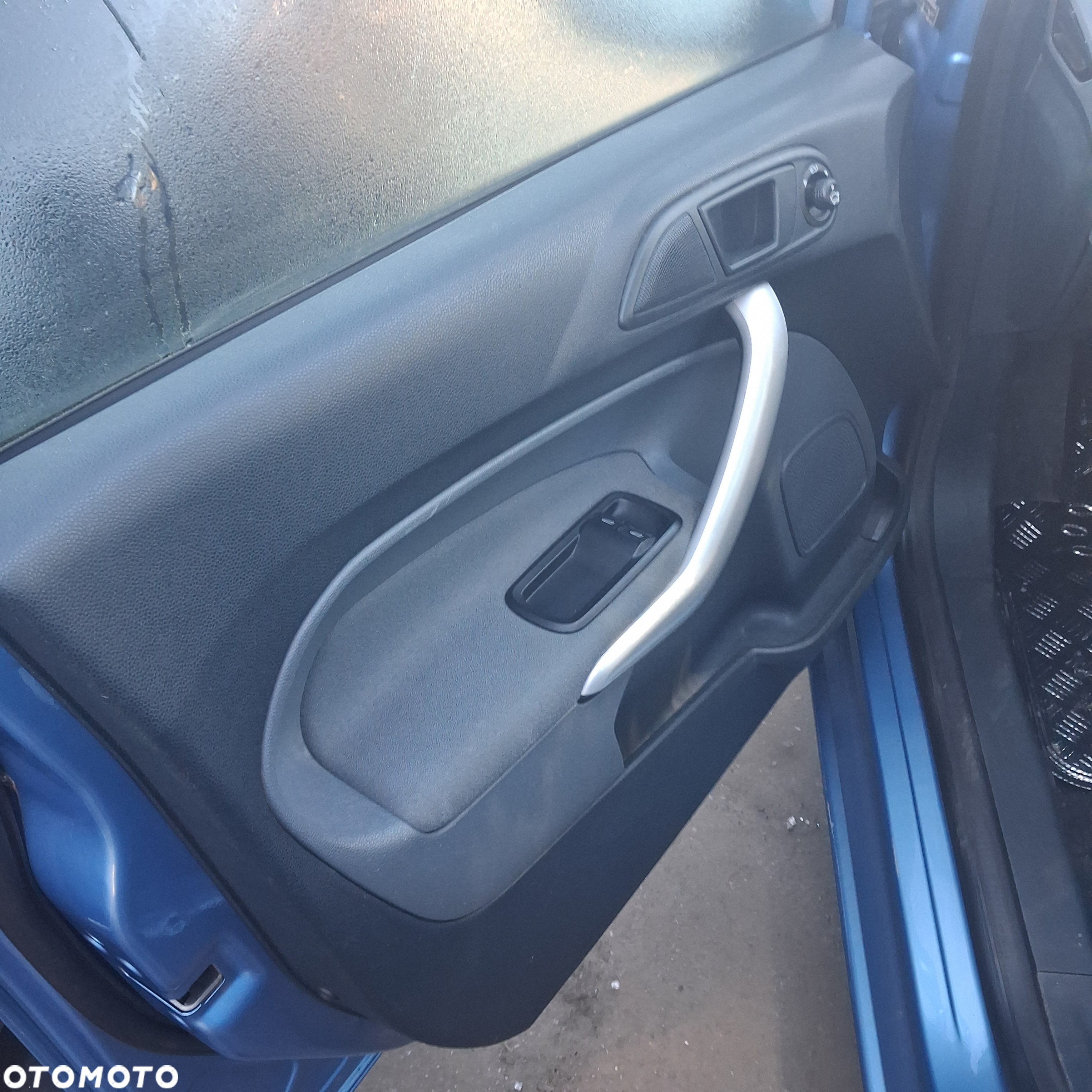 Ford Fiesta Mk7 1.25i 82km kod 99 2010r - 8