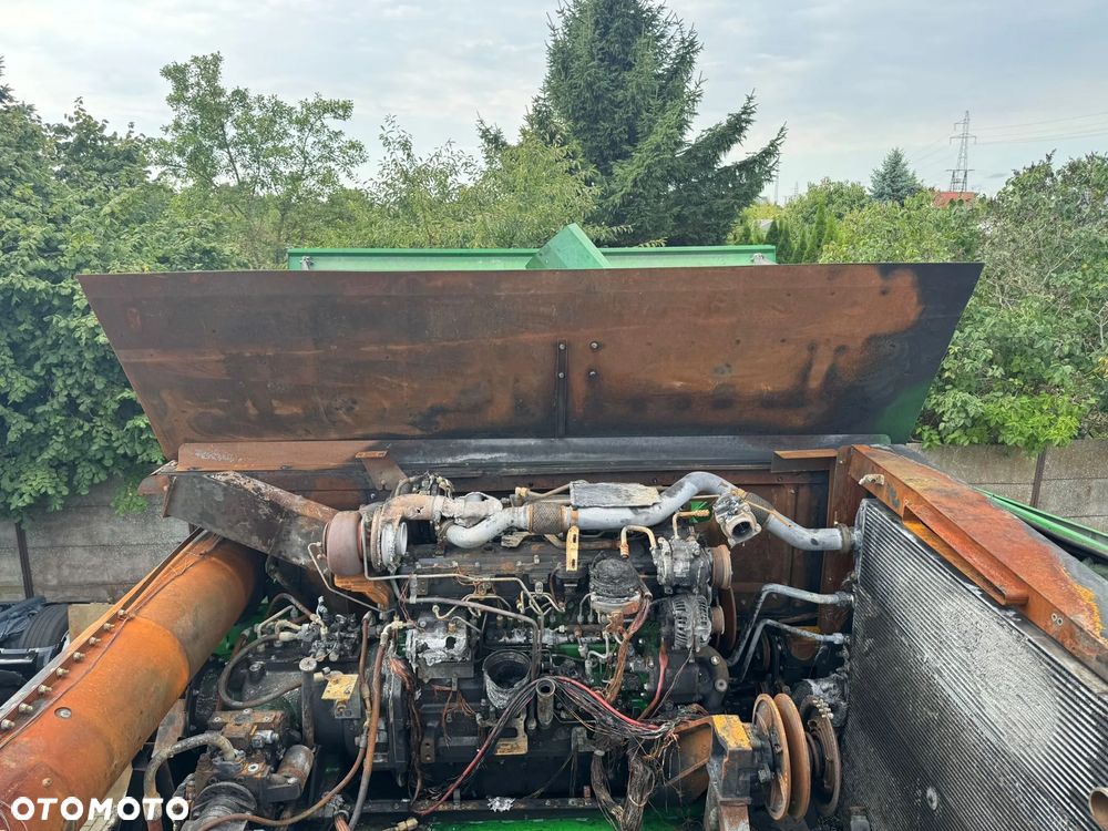 John Deere T670 - 27