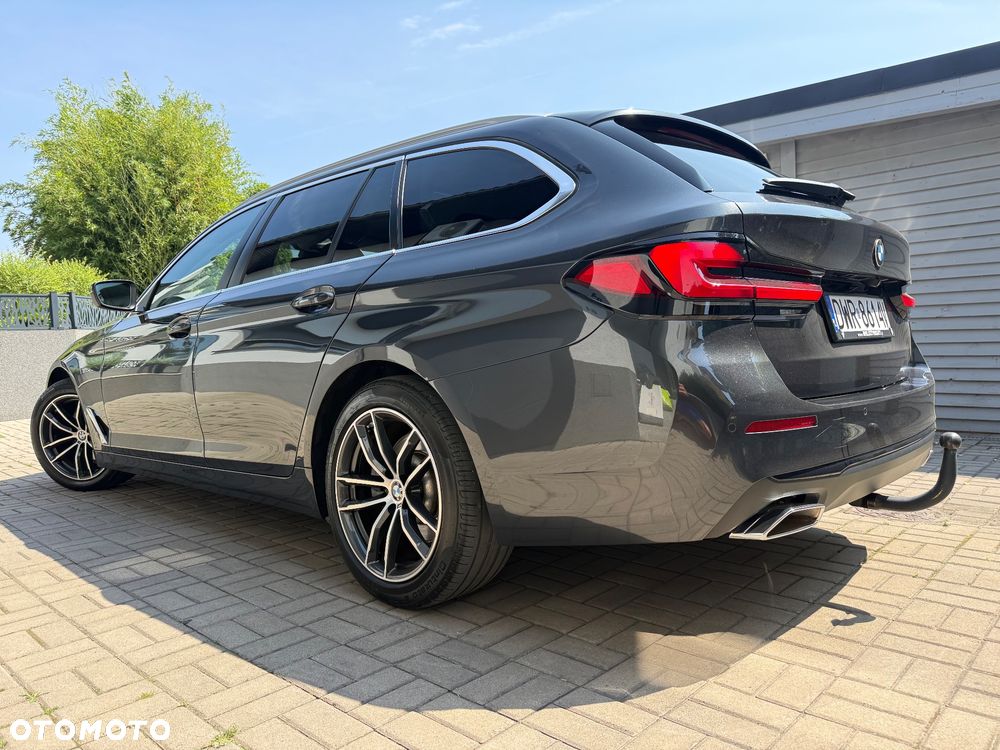 BMW Seria 5 518d Sport Line sport - 3