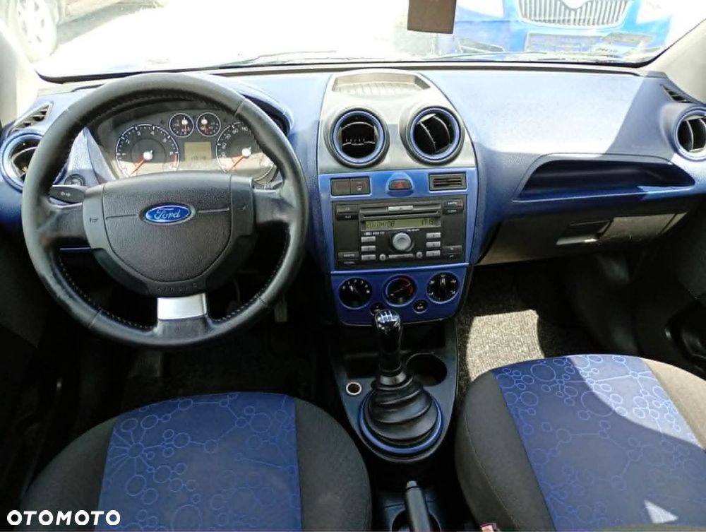 Ford Fiesta - 7